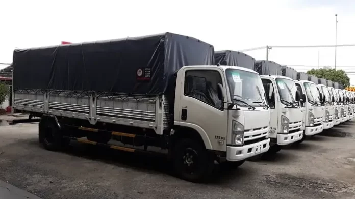 Dịch vụ cho thuê xe tải 8 tấn chở hàng Bến Lức – Long An